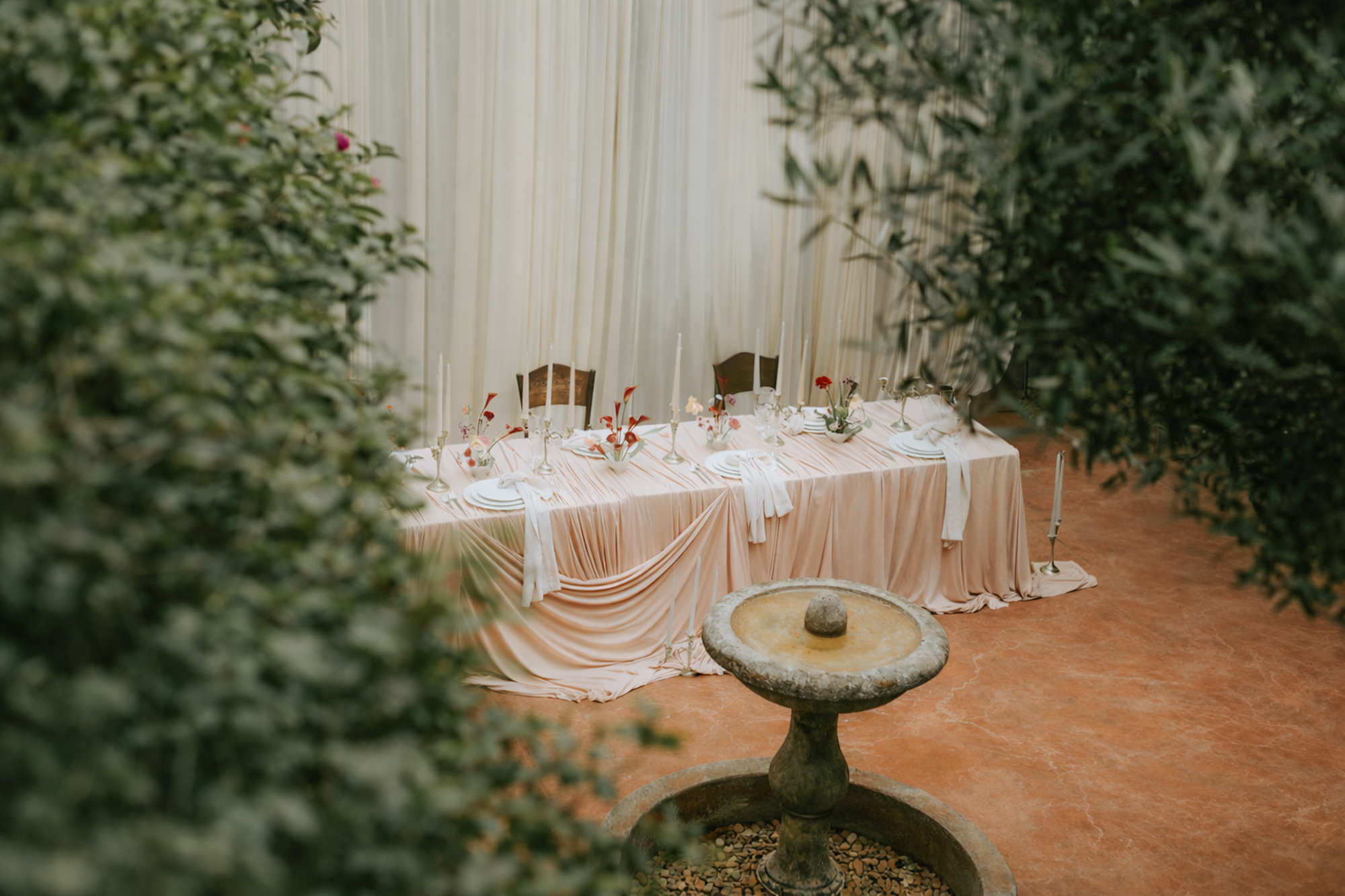 Producción editorial de bodas de lujo con dirección creativa