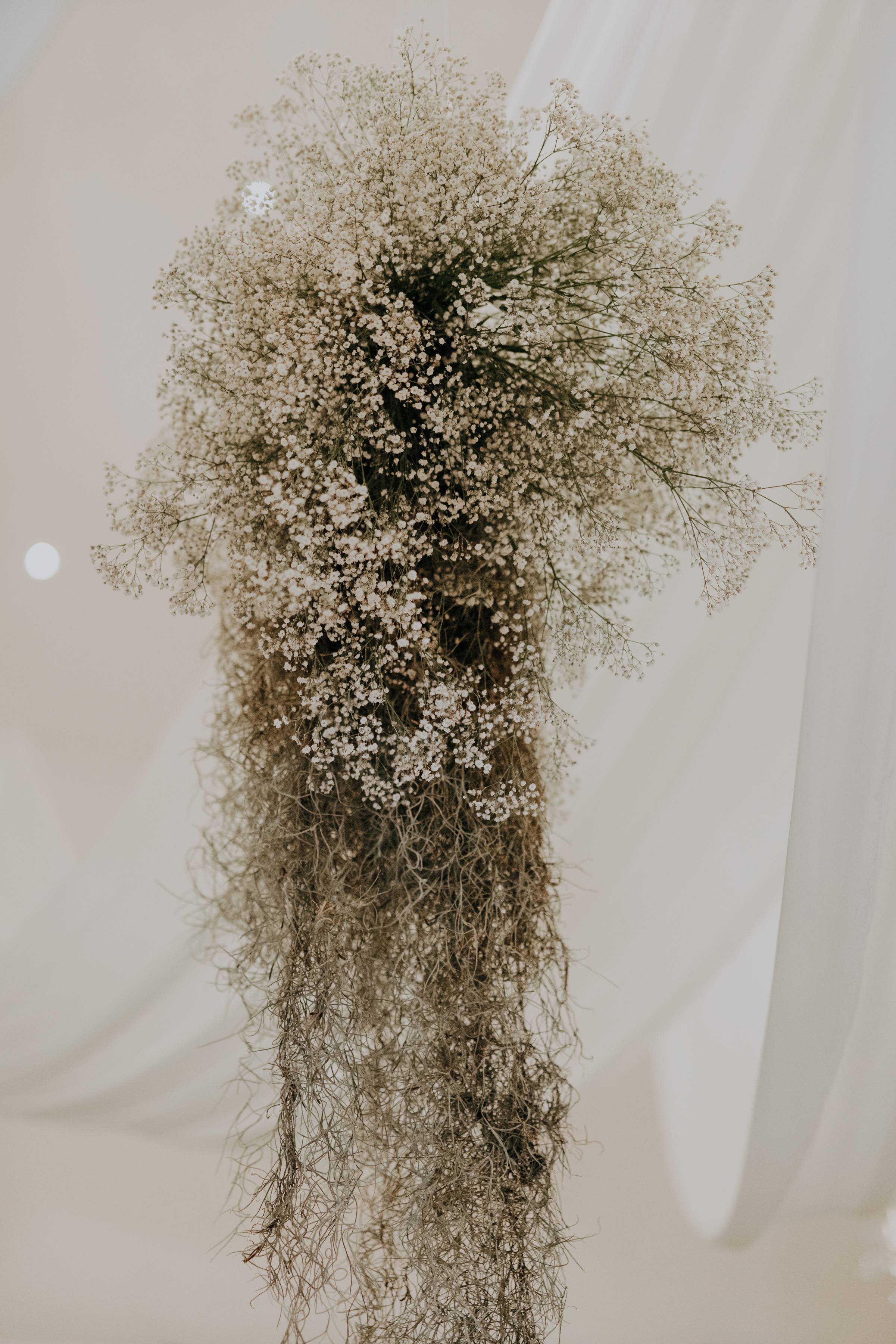 Botanical Reverie wedding atmosphere editorial image